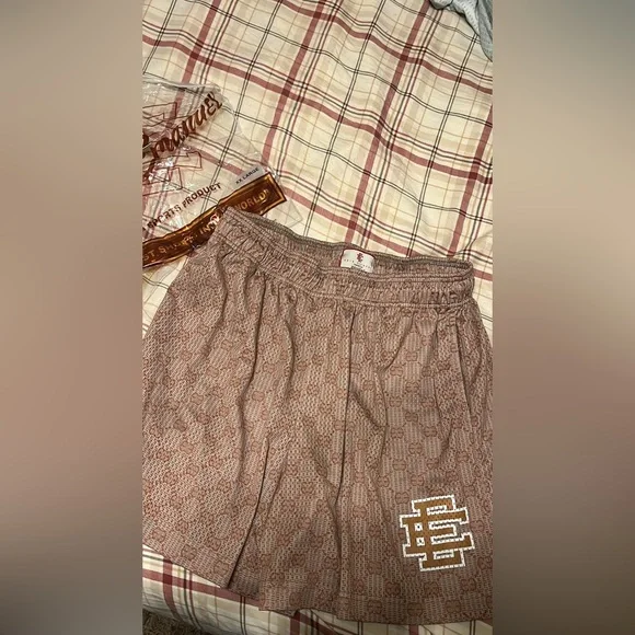 ウェア Eric Emanuel Gucci Eric Emanuel Gucci Gym Shorts Size: medium (30-34 - | Depop